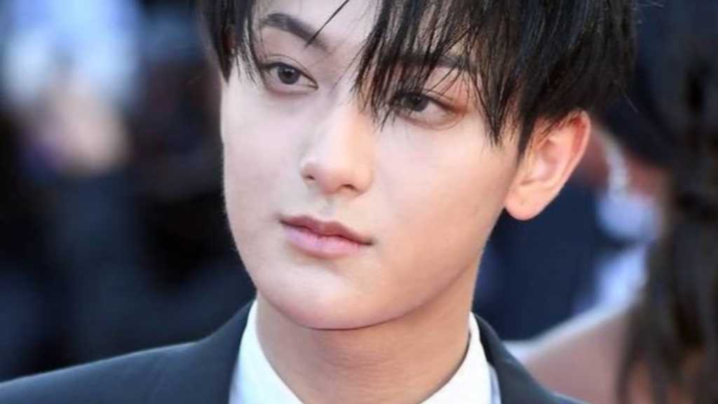 Tao, former EXO member, discusses his marriage and new business in feminine hygiene products during an interview on Hong Jin-kyung's YouTube.