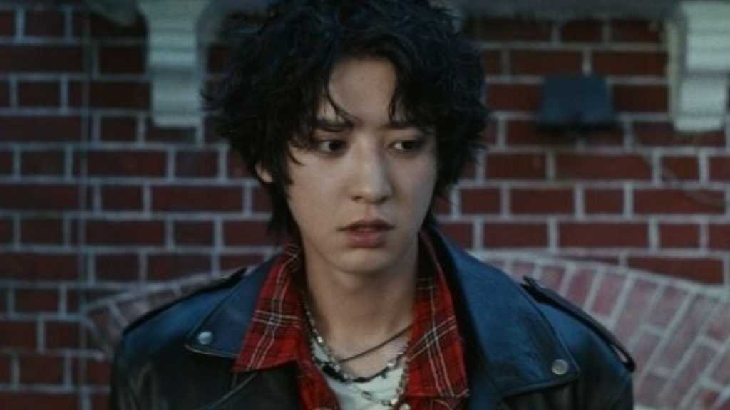 EXO's Chanyeol returns with his 2nd mini-album "Upside Down," exploring diverse emotions through music, including joy and pain.