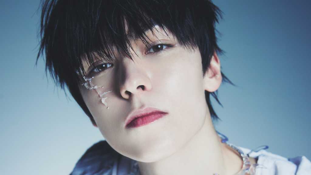 SEVENTEEN’s Vernon begins his mandatory military service today after greeting fans on Weverse ahead of enlistment.