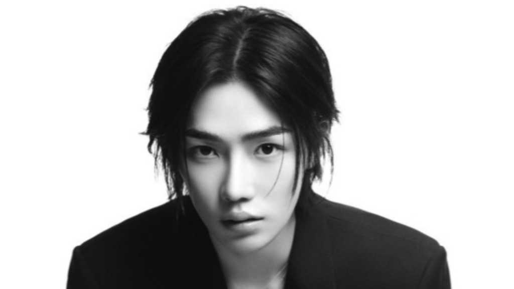THE BOYZのニューがONLY NEW ENTERTAINMENTと専属契約を締結し、新プロフィール写真を公開した。