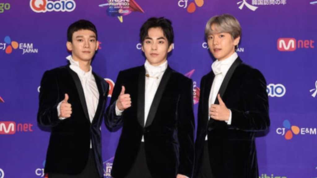 EXOのチェン、ベクヒョン、シウミンが完全体での活動に参加することを合意し、ファンに謝罪。