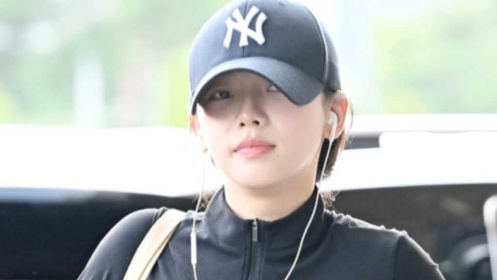 aespa's KARINA, WINTER, and NINGNING left for Japan on the 18th for TV appearances and promotions, including a new variety show.