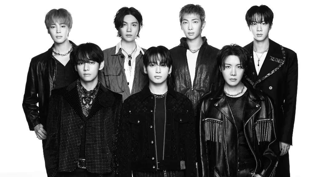 BTSのアルバム「ARIRANG」がビルボード200で3週連続1位を獲得し、ワールドツアーを開催中。