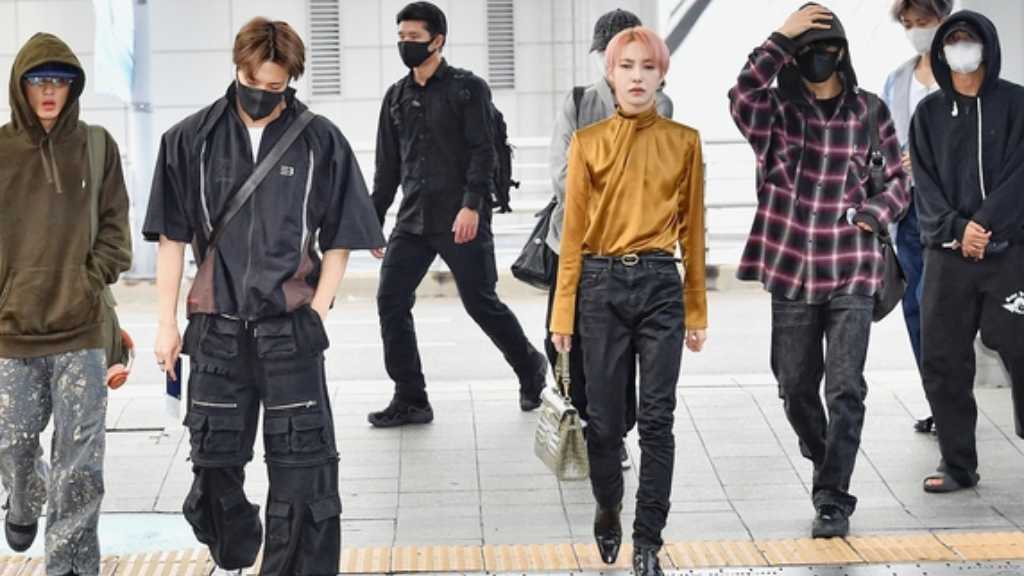 NCT DREAMが仁川国際空港から中国へ出発。ジェミンの語学留学やチソンの買い物ショットが話題に。