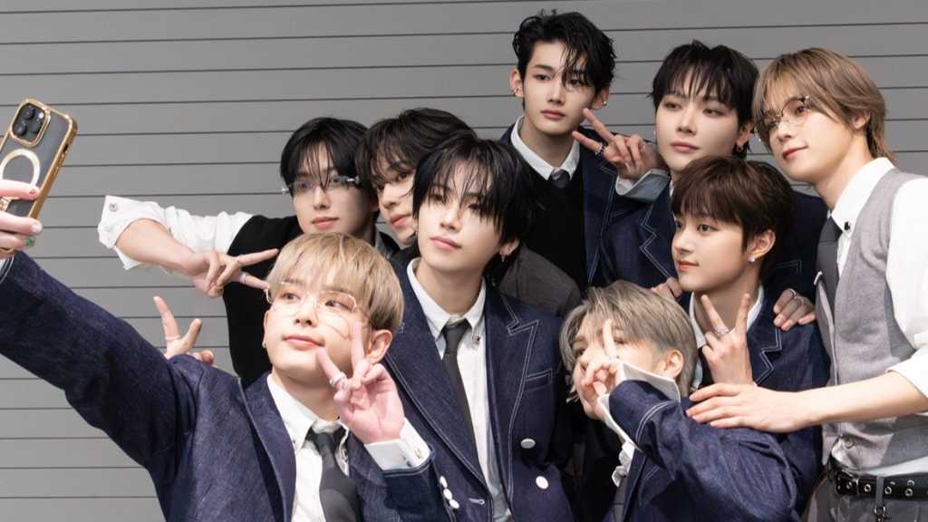 Kstyle PARTY 2025 featured performances from major K-pop artists, including &TEAM and SUPER JUNIOR, with backstage highlights and interviews.