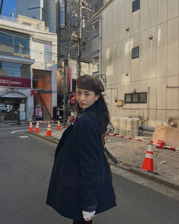 希少 黒入荷！ TWICE お見送り会 ジヒョ アイドル