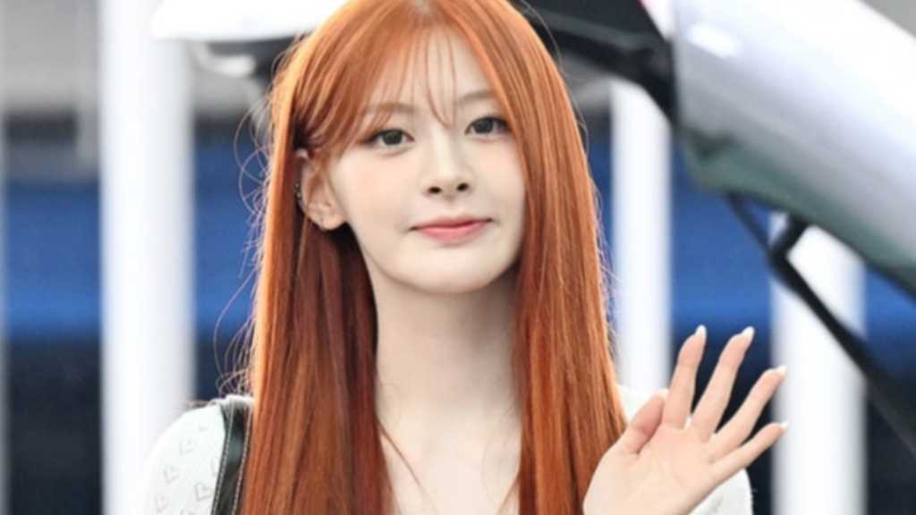 STAYC leaves for Singapore for their 2025 tour. The 7th NEWSIS K-EXPO will feature stars like IU and ATEEZ on August 28.