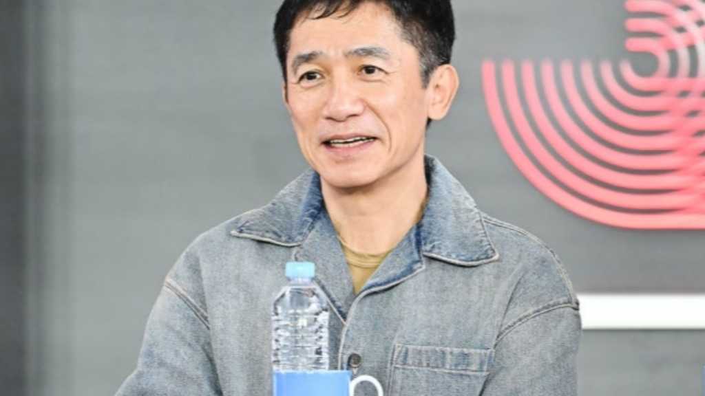 Tony Leung and director Ildiko Enyedi held an open talk at the 30th Busan International Film Festival, showcasing Asian cinema.