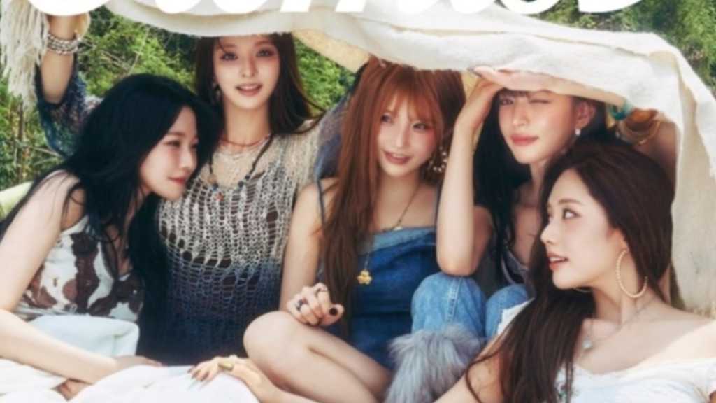 fromis_9 is preparing to release a remake digital single in December, following their successful mini-album and world tour.