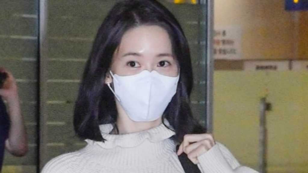 Girls' Generation's Yuna arrived in Korea through Incheon International Airport after finishing her overseas schedule.