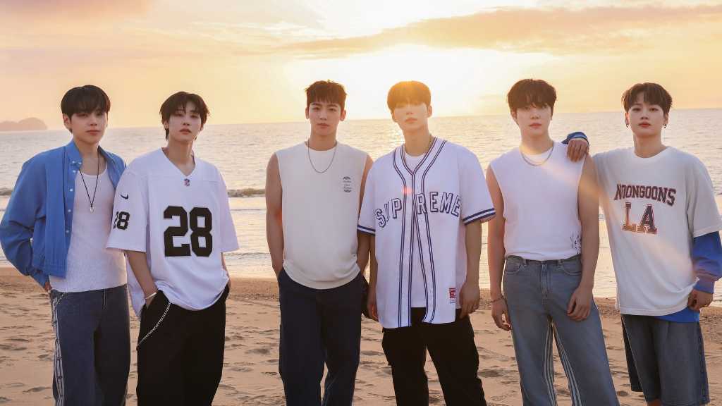 WEi members congratulated Kim Jun-soo on his debut in ALPHA DRIVE ONE after his success on 'BOYS II PLANET'.