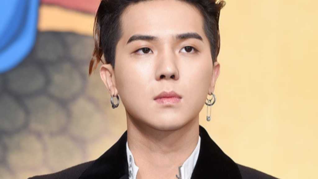 WINNERのソン・ミノが兵役法違反の初公判期日を4月21日に延期。勤務怠慢の疑いで在宅起訴され、責任者も共に裁判に。