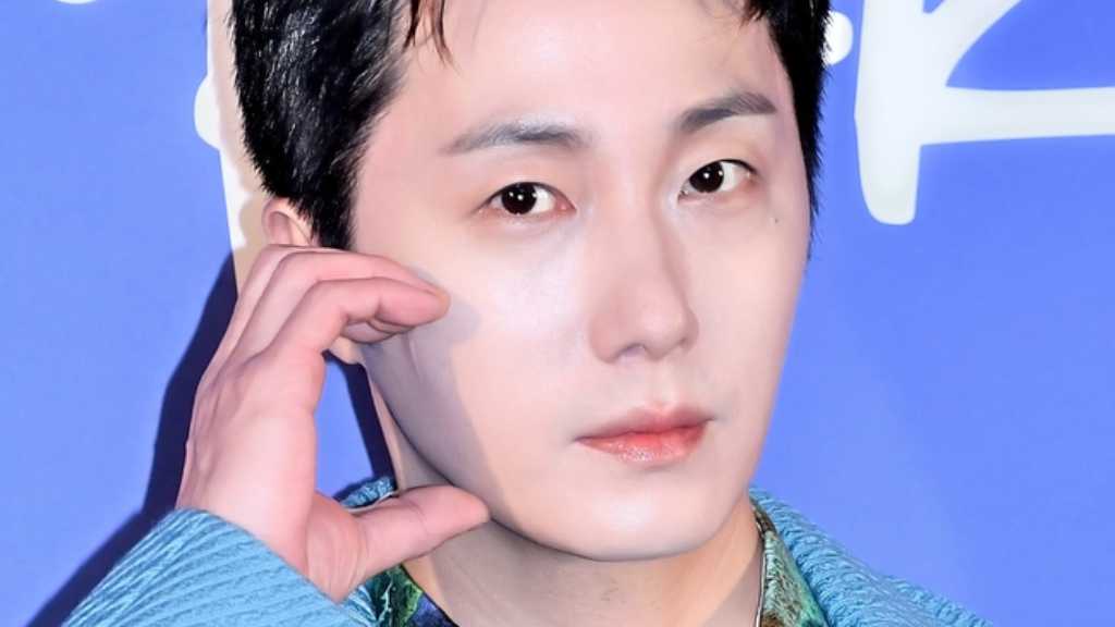 ブランド「SHURINK HOME」のイベントに多くの芸能人が出席。IZ*ONEのクォン・ウンビがモデルに抜擢。