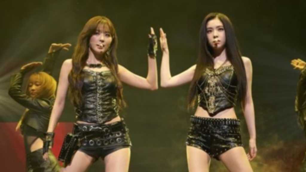 Irene and Seulgi successfully wrap up their first Asia tour in Tokyo, showcasing their synergy and captivating performances for fans.