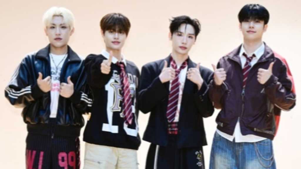 AB6IXが仁川で「今日私たちの学校は」のイベントに参加。3rdフルアルバム「SEVEN : CRIMSON HORIZON」をリリース。