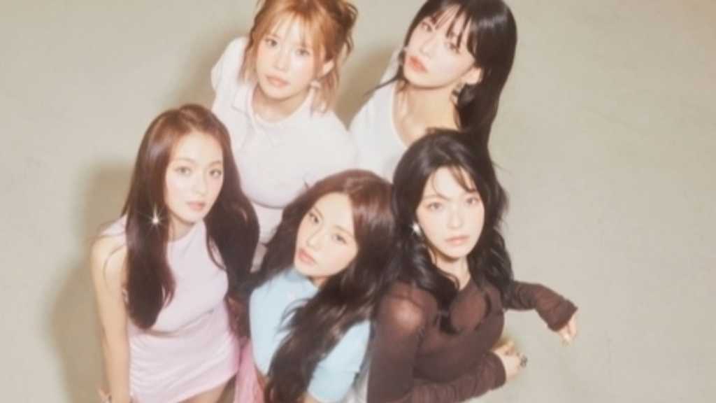 fromis_9 will release a remake single on December 2, reinterpreting Kim Min-jong's classic with a fresh arrangement.