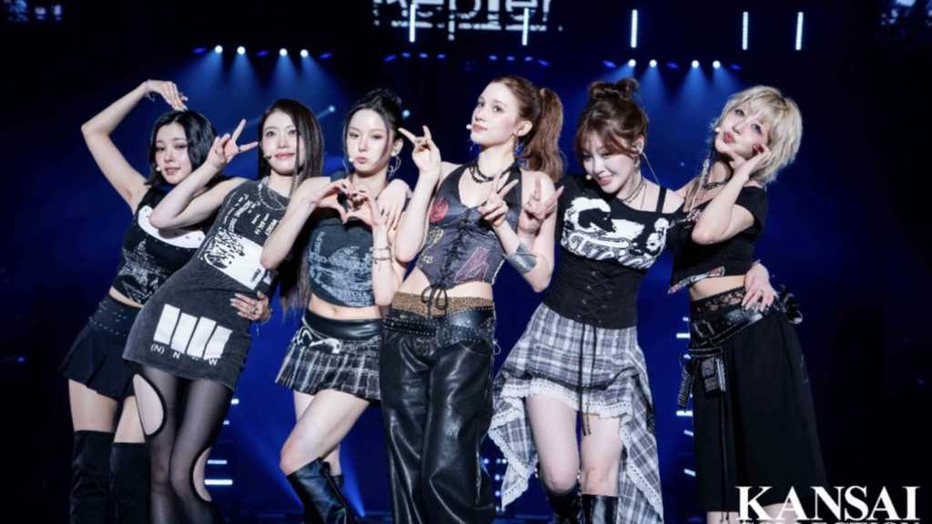 The KANSAI COLLECTION 2025 AUTUMN & WINTER showcased diverse fashion and entertainment, attracting a large audience at Osaka's Kyocera Dome.