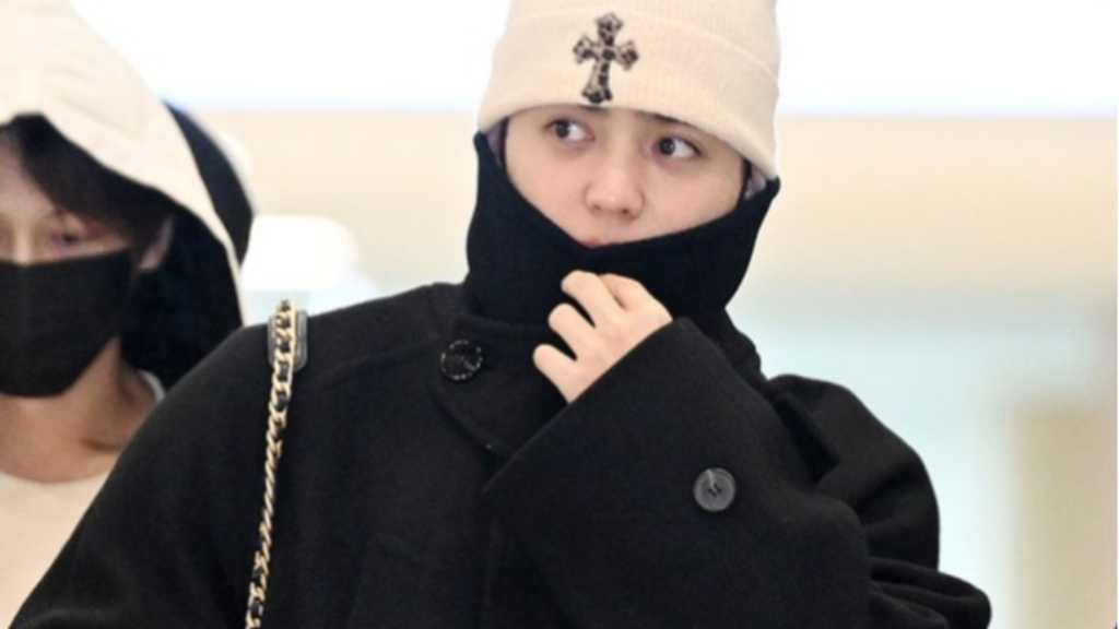 SEVENTEEN flew to Japan for their Tokyo concert on the 10th, following their Osaka performance. They expressed excitement to return.