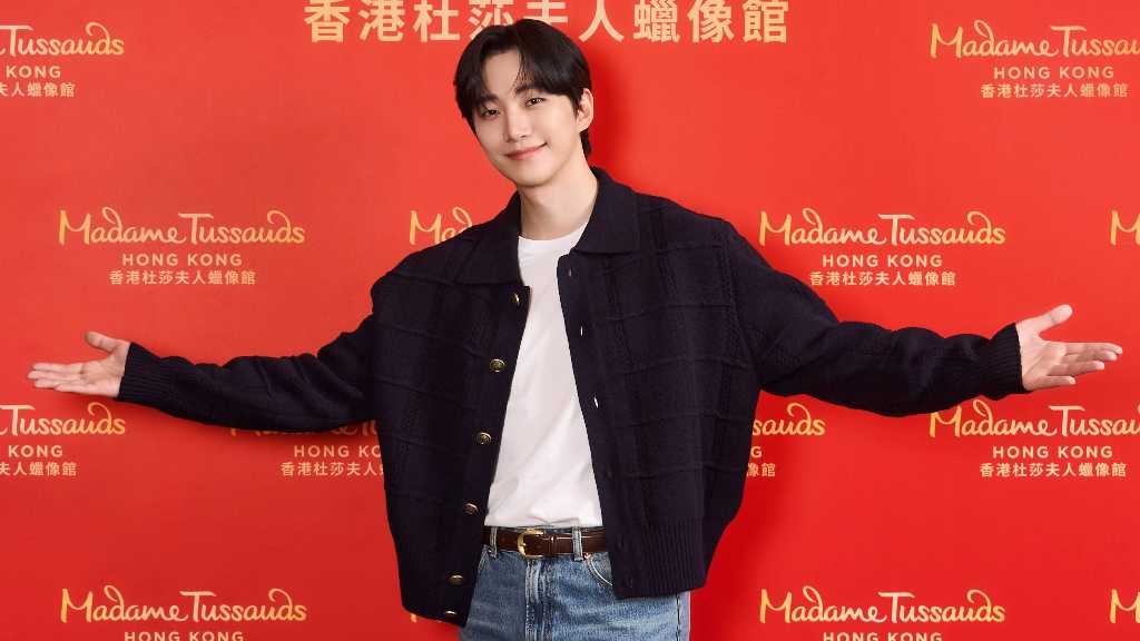 Madame Tussauds Hong Kong announces Juno's wax figure. The 2PM member is praised for his acting and musical talent, gaining global fame.