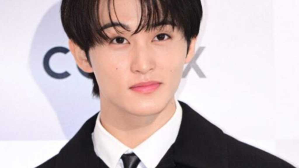 NCTのマークが脱退を発表し、10年間の感謝と新たな夢への挑戦を手紙で伝えた。