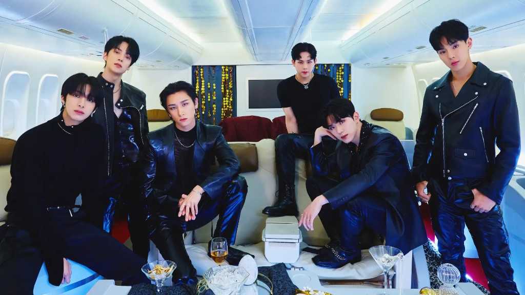 MONSTA X will perform at the STARLIGHT×NEXTAGE event on September 20-21, 2025, showcasing their powerful dance and rap.