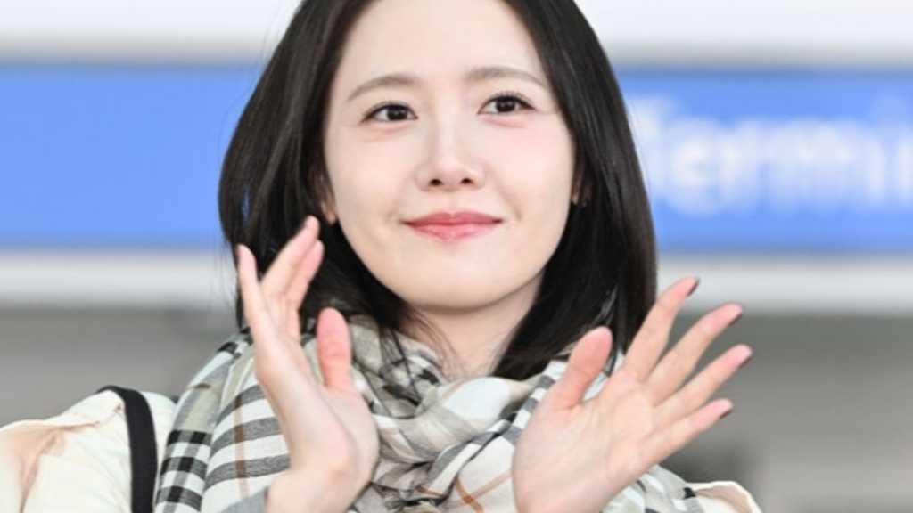 Yuna from Girls' Generation flies to London for Fashion Week and wins at the 2026 Visionary Awards, showcasing new visuals for Qeelin.