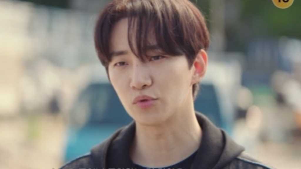 2PMのジュノがドラマ「テプン商事」でキム・ミンハに告白。カン・テプンは困難を乗り越え、オ・ミソンに愛の気持ちを伝えた。