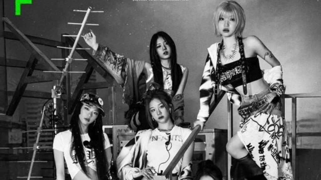 BABYMONSTERが2ndミニアルバム「WE GO UP」をリリース。新曲4曲を収録し、エネルギッシュなパフォーマンスでファンを魅了。