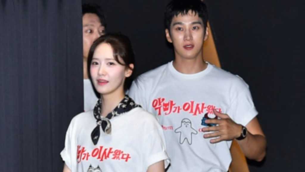 At a film event for 'The Devil Has Moved In,' cast members including Girls' Generation's Yuna and Ahn Bo-hyun discussed their roles.