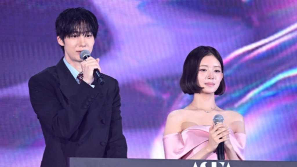 MONSTA X's Hyunwon and IVE's Rei performed at ASEA 2026, a major music festival held in Saitama on the 16th and 17th.