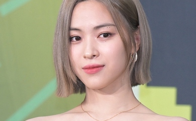 ITZY リュジン、女優を目指すファンと対面…心のこもったアドバイスも 