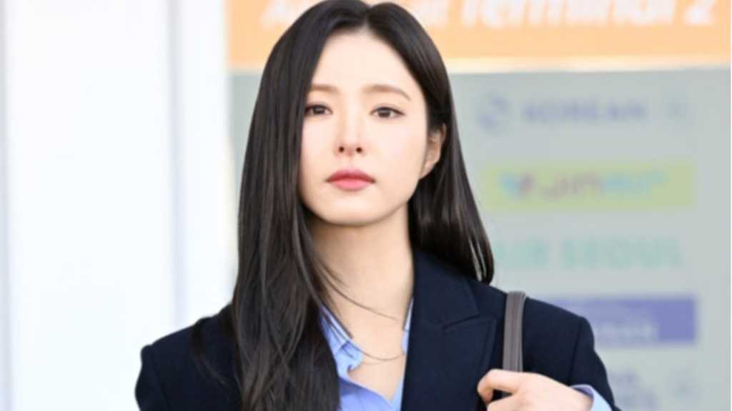 Shin Se-kyung leaves Incheon for overseas. Meanwhile, malicious online users face 8 months in prison, and BTS Jin stars in her new MV.