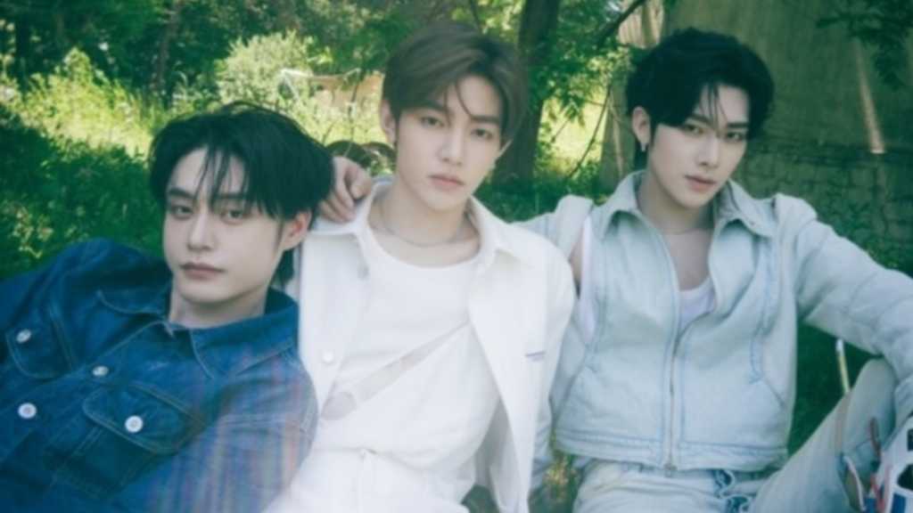 ZEROBASEONE shares casual concept photos of Kim Jiwoon, Zhang Hao, and Ricky, showcasing their natural moments before their album release.