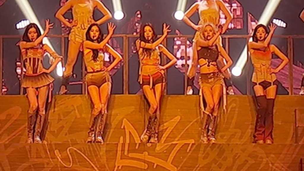 ITZY's 6-year-old song 'THAT'S A NO NO' resurfaces in popularity after a live performance during their world tour, topping charts.