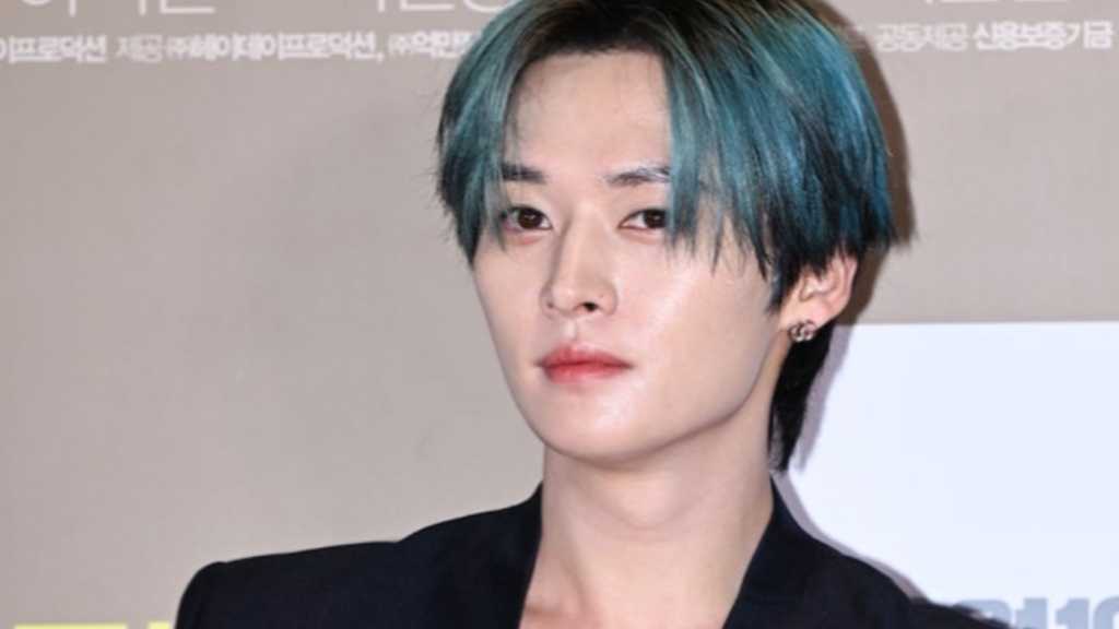 VIP screening of 'Full Speed Ahead' in Seoul featured GOT7's Youngjae, Stray Kids' Hyunjin, and more. The film releases on Sept 10.