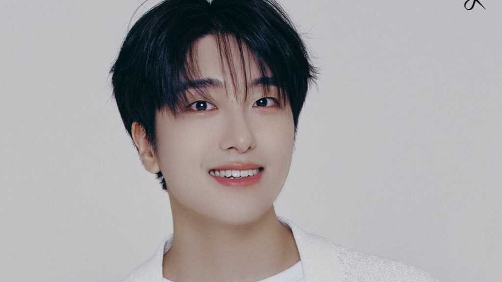 Seobin from OMEGA X was discharged from the military today, sharing photos and gratitude towards fans and members on social media.