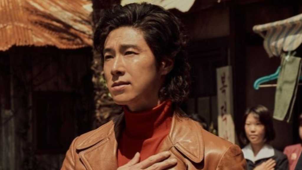 Yunho of TVXQ wins Best New Actor at the Directors' Cut Awards, showcasing his acting skills in Disney+'s 'Pine: The Outlaws.'