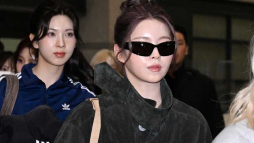 NMIXXが海外スケジュールを終え、仁川国際空港に帰国した。