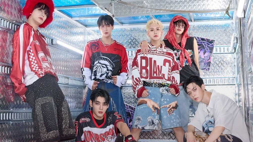 WAKERが東京で3rdミニアルバムリリースイベントを開催。デビュー2周年を迎え、全10曲収録のアルバム「LiKE THAT」を披露予定。