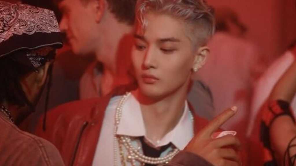 Be Jinyoung releases highlights and MV teaser for his solo debut album 'STILL YOUNG', showcasing diverse visuals and sounds.