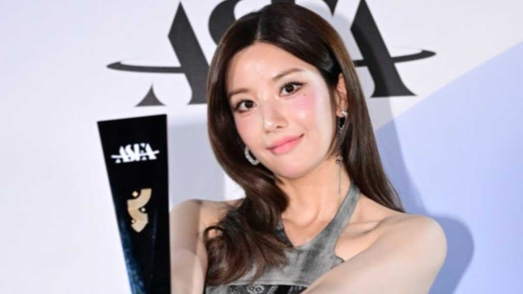 Kwon Eunbi from IZ*ONE performed at ASEA 2026, a major music festival held at Belluna Dome in Saitama on the 16th and 17th.