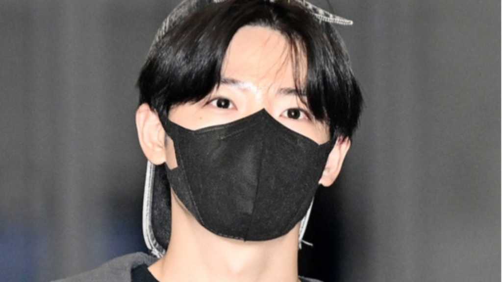 TREASURE departs for Japan for the FNS歌謡祭, airing on December 3 and 10. Four K-pop groups will perform, including TXT and ENHYPEN.