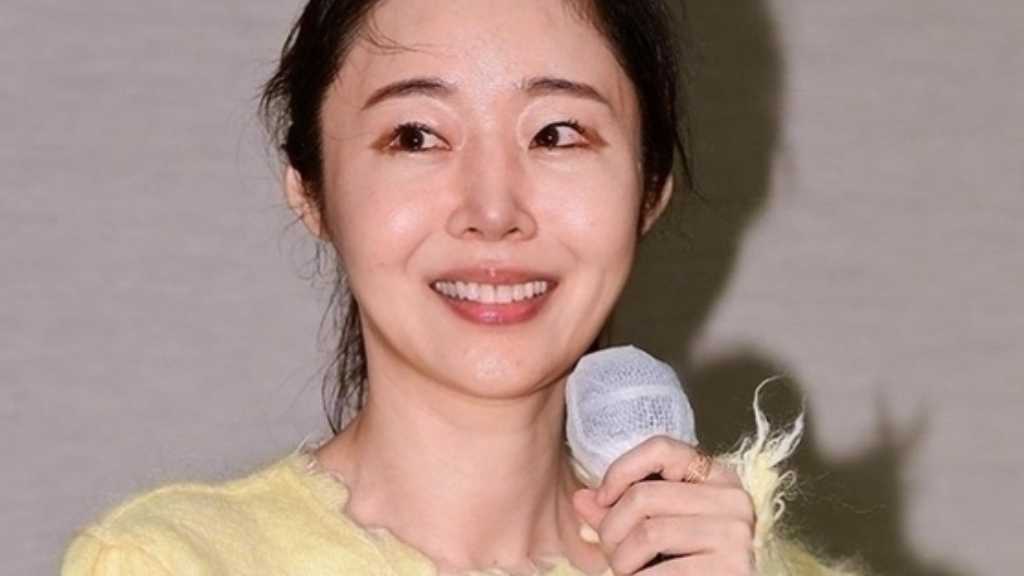 HYBE and former ADOR head Min Hee-jin faced off in court over shareholder agreements and stock sale claims, with tensions high.