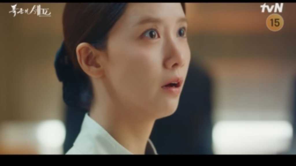 In 'The Tyrant's Chef,' YoonA and Lee Che-min find happiness after overcoming traps and time travel, culminating in a joyful reunion.