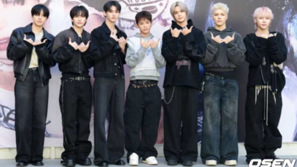 ＆TEAMがソウルでポップアップイベントを開催し、韓国デビューを果たした。1stミニアルバム「Back to Life」は初日にミリオン達成。