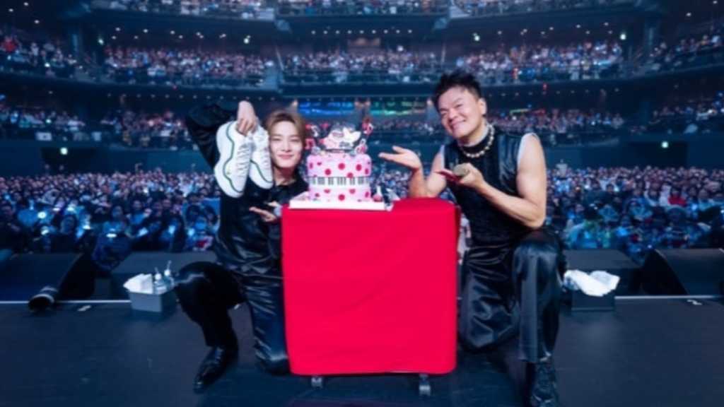 パク・ジニョンが日本での単独公演を成功させ、I.Nがゲスト出演。名曲を披露し、観客と特別な時間を共有した。