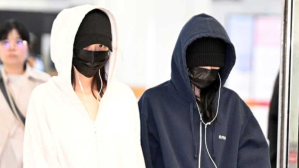 aespa's GISELLE and NINGNING return to Korea after their first dome tour in Osaka, attracting 76,000 fans over two days.