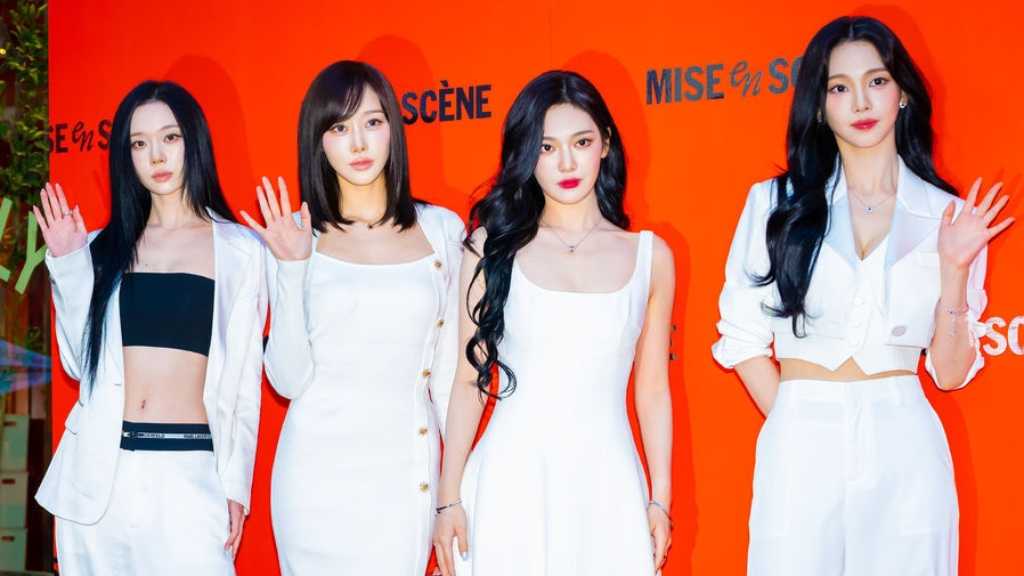 aespa reveals their 2nd album 'LEMONADE' and announces a world tour starting in August, visiting 25 cities across multiple continents.