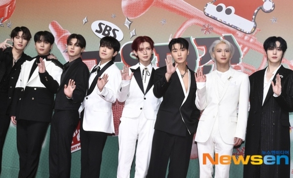 【2024年】もらって嬉しいお歳暮 人気ランキング Ateez e-life-sp.co - トレカ サノク 歌謡祭 sbs ミンギ アチズ K-POP・アジア