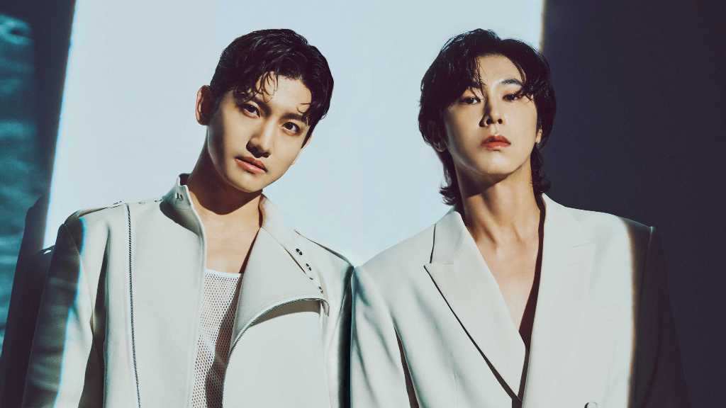 東方神起が20周年を記念し、LIVE DVD＆Blu-rayをリリース。ジャズ漫画「BLUE GIANT」とのコラボも発表。